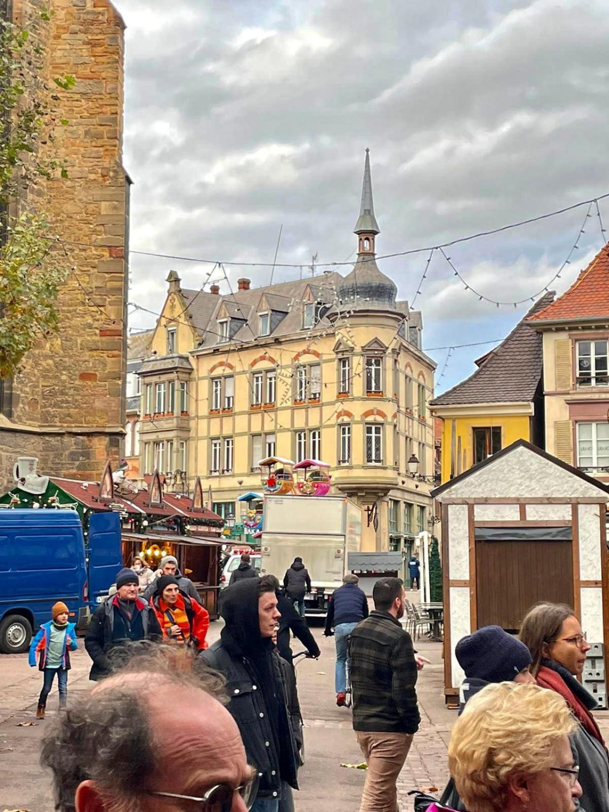 Place Des Dominicains Colmar Exterior photo